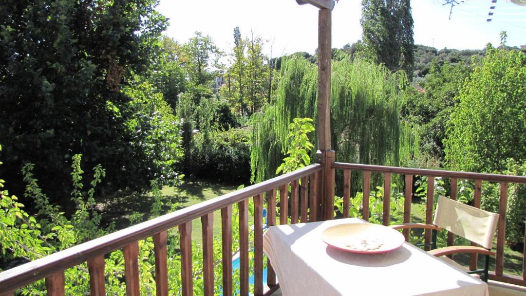 Photo of Patio Balcony in Horto