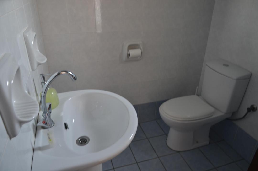 Photo of Bathroom in Fry