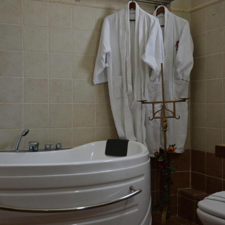 Photo of Bathroom in Mesaia Trikala