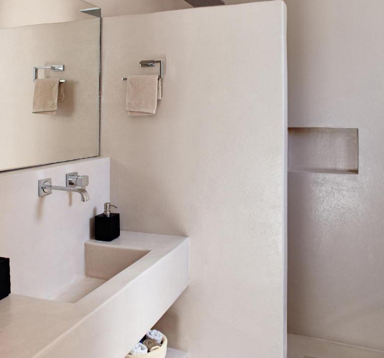 Photo of Bathroom in Agios Emilianos