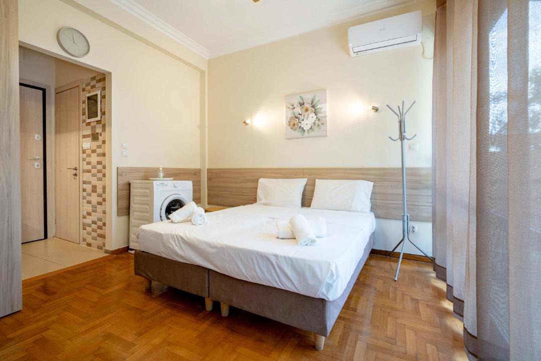Photo of Bedroom in Alimos