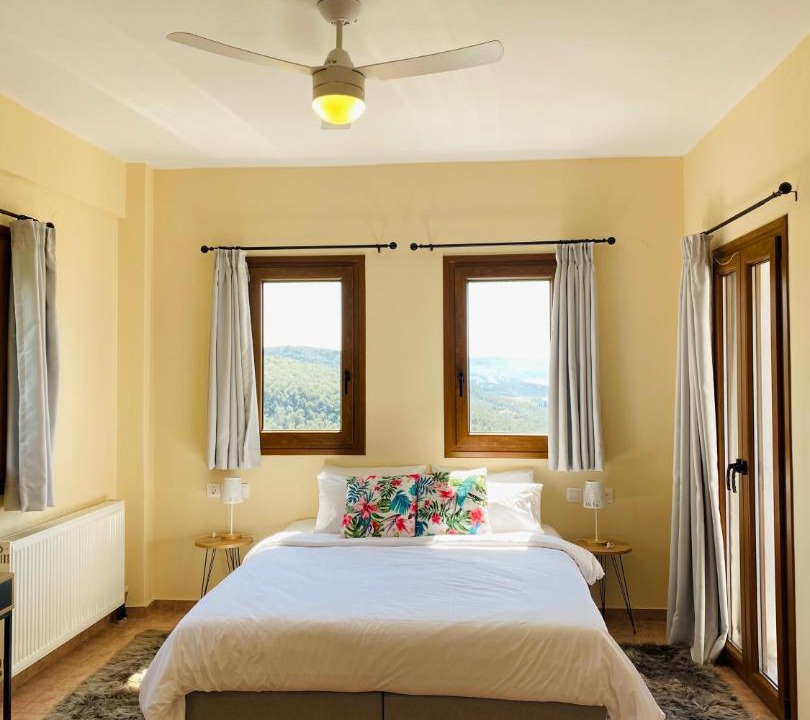 Photo of Bedroom in Kala Nera