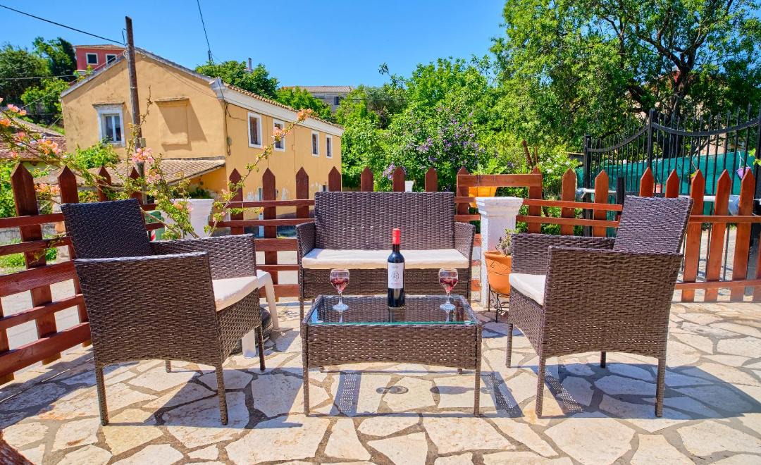 Photo of Patio Balcony in Peroulades