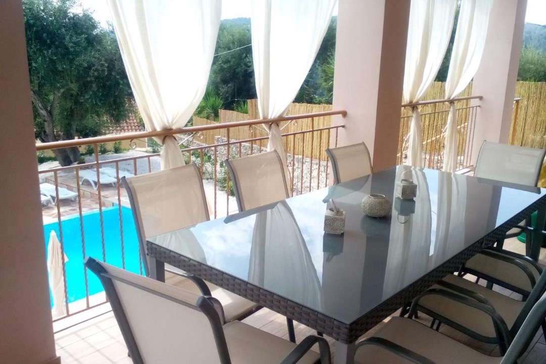 Photo of Patio Balcony in Koutsi