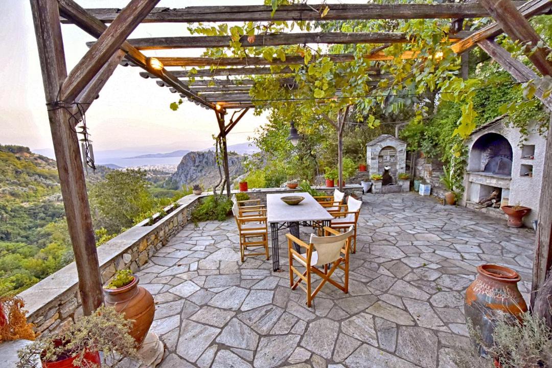 Photo of Patio Balcony in Makrynitsa