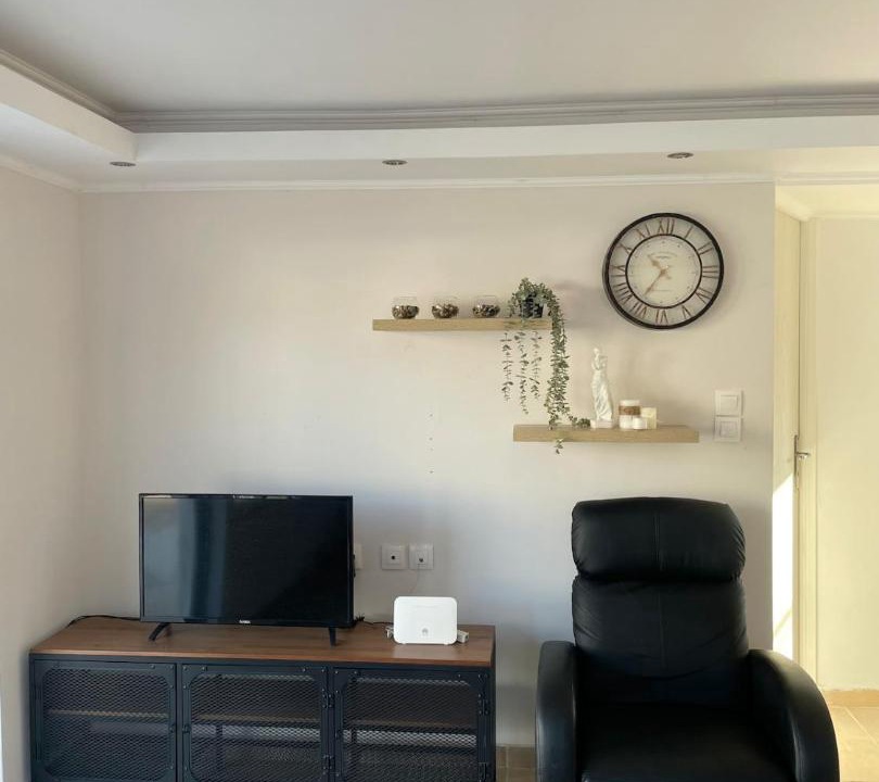 Photo of Livingroom in Kropia