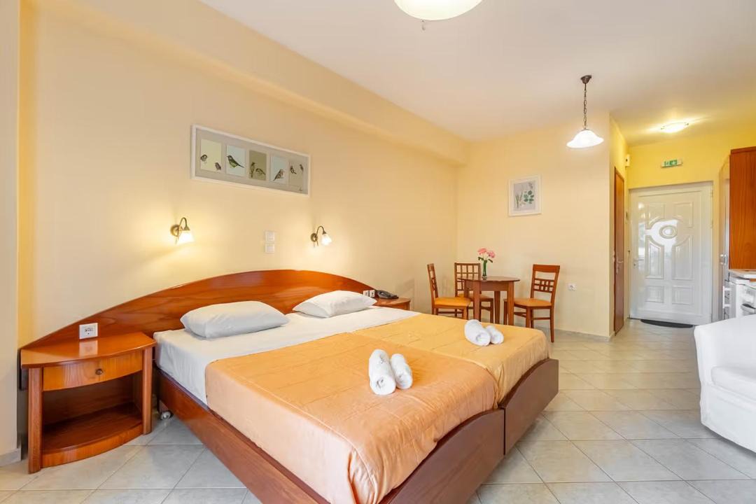 Photo of Bedroom in Agios Stefanos Avliotes