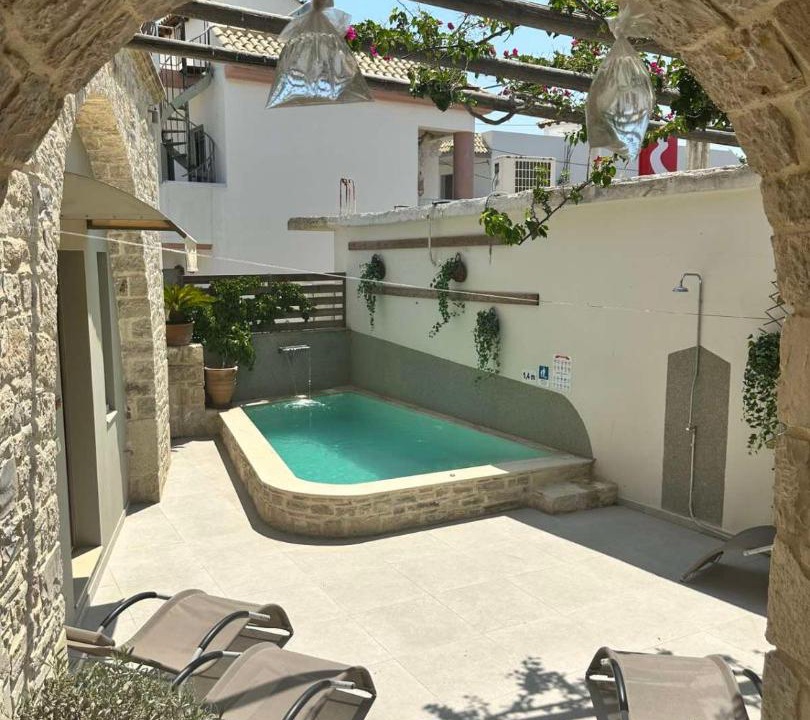 Photo of Patio Balcony in Petrokefalion
