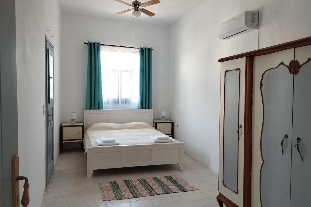 Photo of Bedroom in Leros