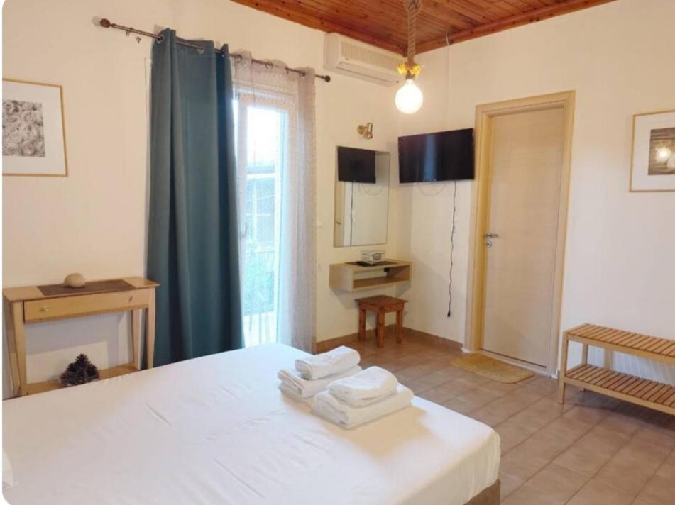 Photo of Bedroom in Perigiali