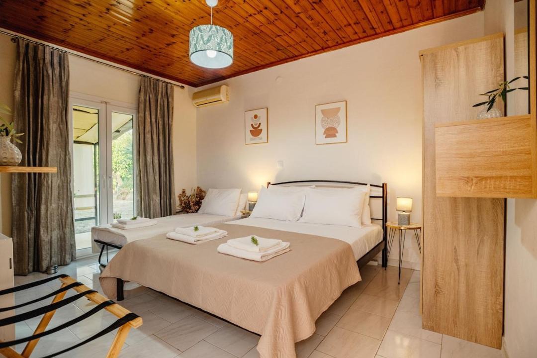 Photo of Bedroom in Molos