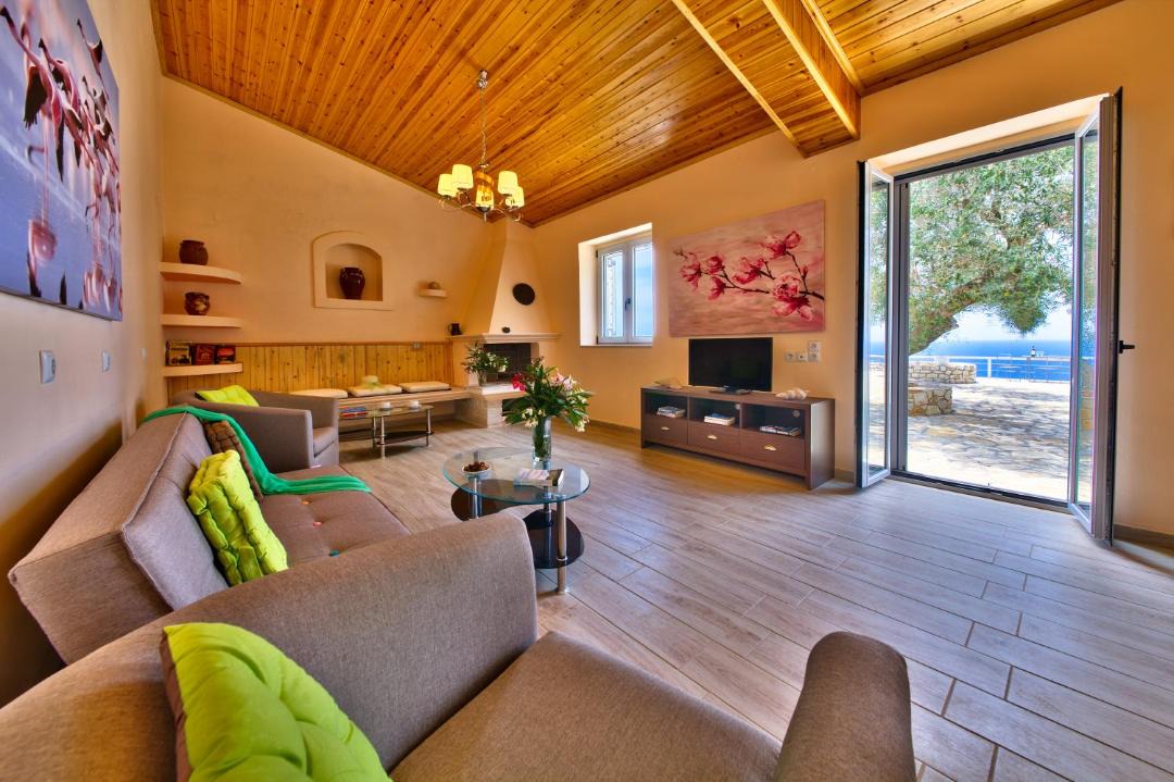 Photo of Livingroom in Karpenisi