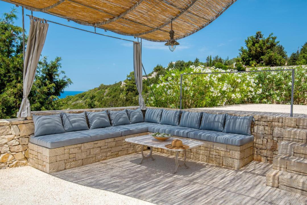 Photo of Patio Balcony in Mpogdanatika
