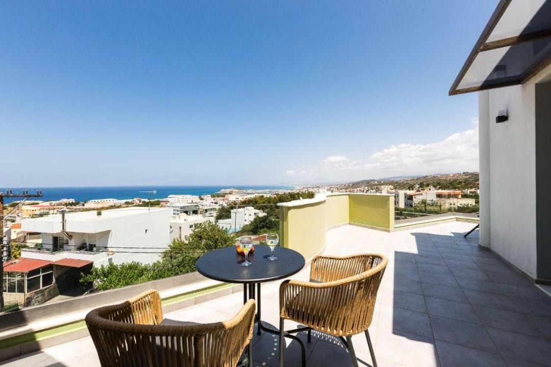 Photo of Patio Balcony in Atsipópoulon