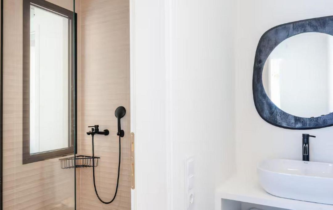 Photo of Bathroom in Pigianos Kampos