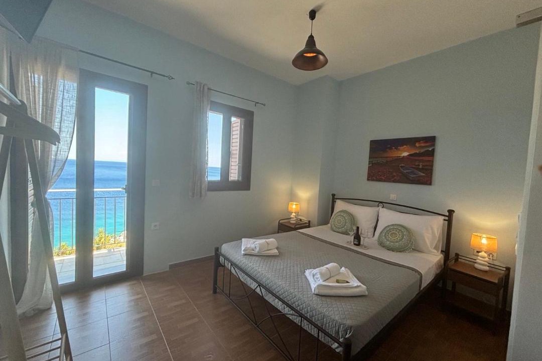 Photo of Bedroom in East Mani