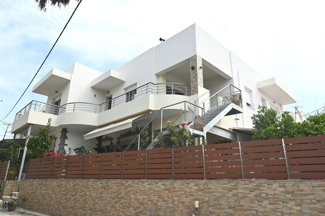 Photo of Others in Kalithies
