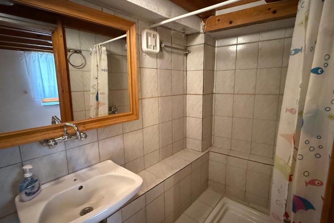 Photo of Bathroom in Xinovrisi