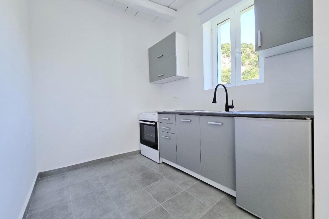 Photo of Kitchen in Moni
