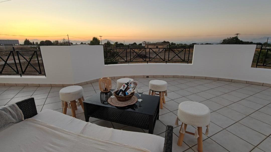 Photo of Patio Balcony in Tingaki