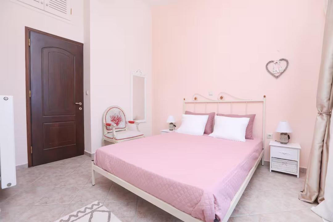 Photo of Bedroom in Vassilatika