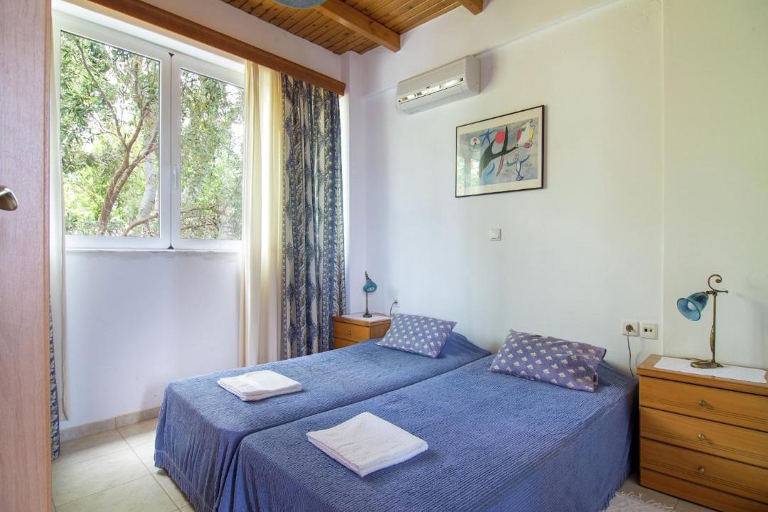 Photo of Bedroom in Lefkogeia