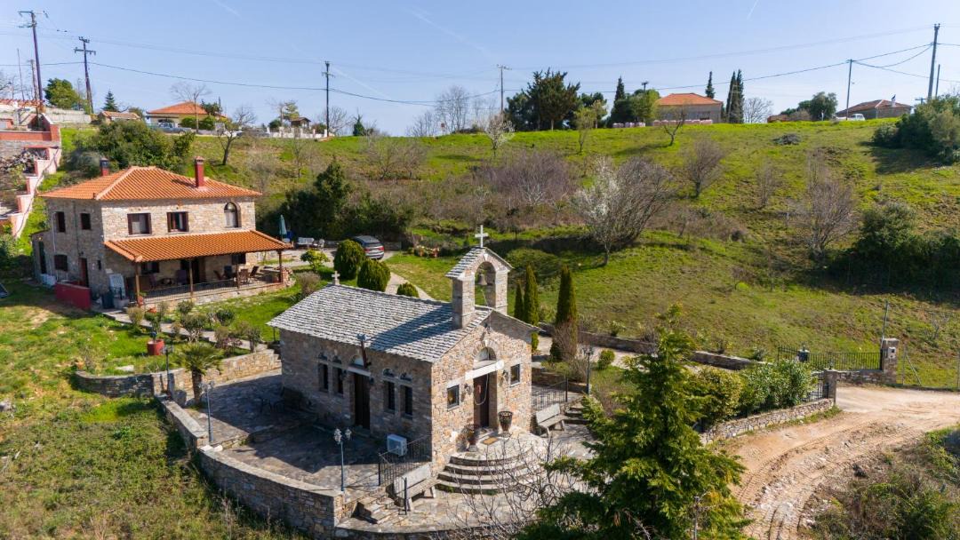 Photo of Buildings in Lafkos