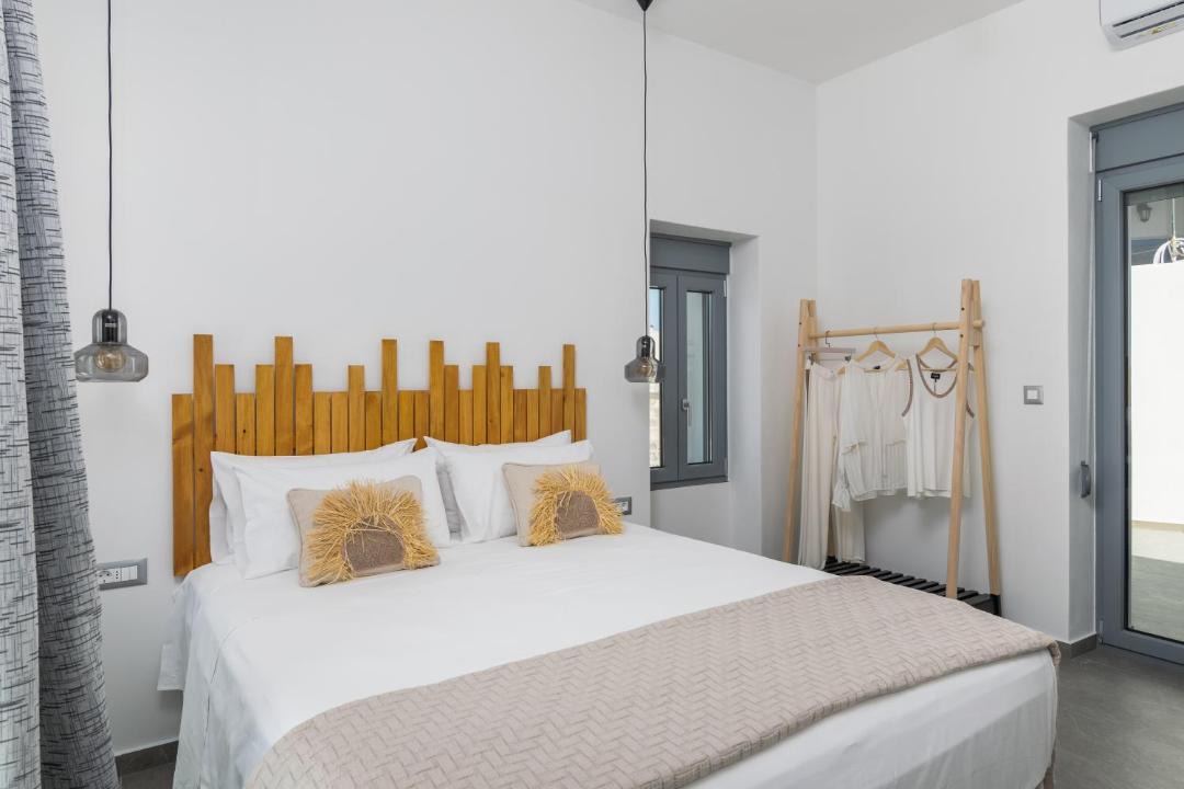 Photo of Bedroom in Adamas