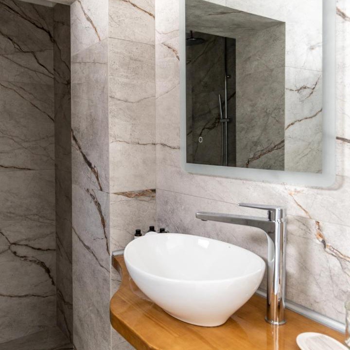 Photo of Bathroom in Adamas
