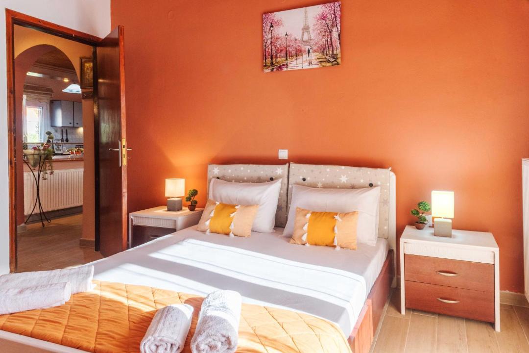 Photo of Bedroom in Melikia
