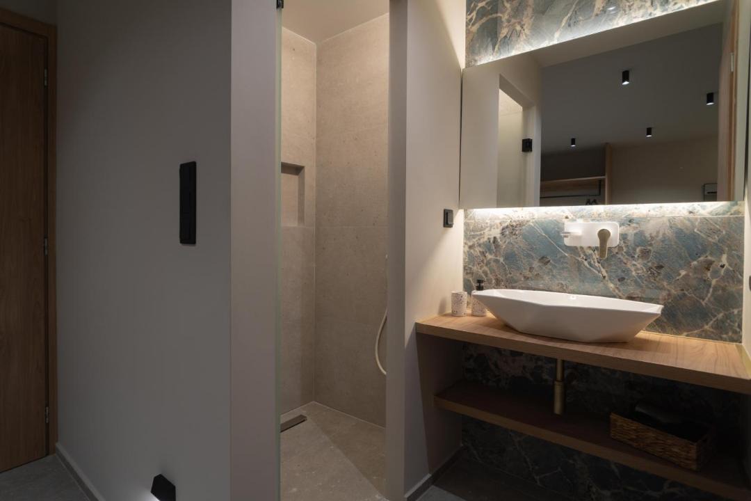 Photo of Bathroom in Diasella