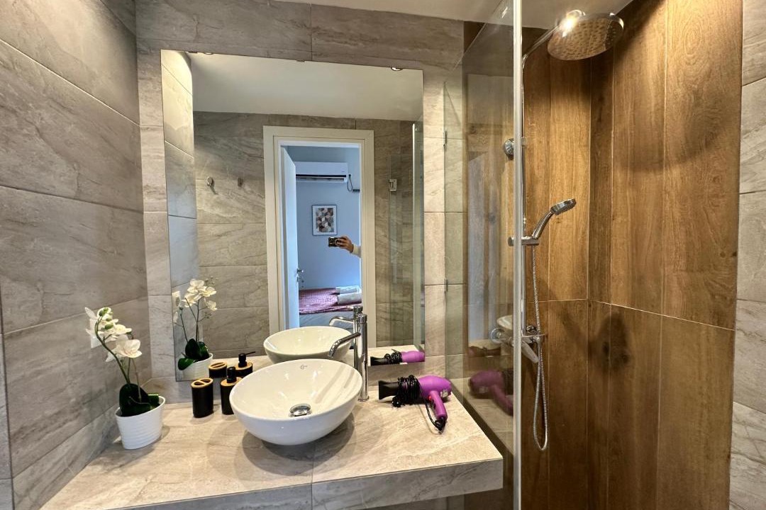 Photo of Bathroom in Kinosargous