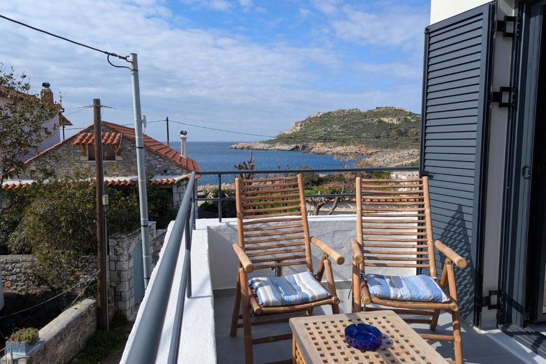 Photo of Patio Balcony in Lefktron