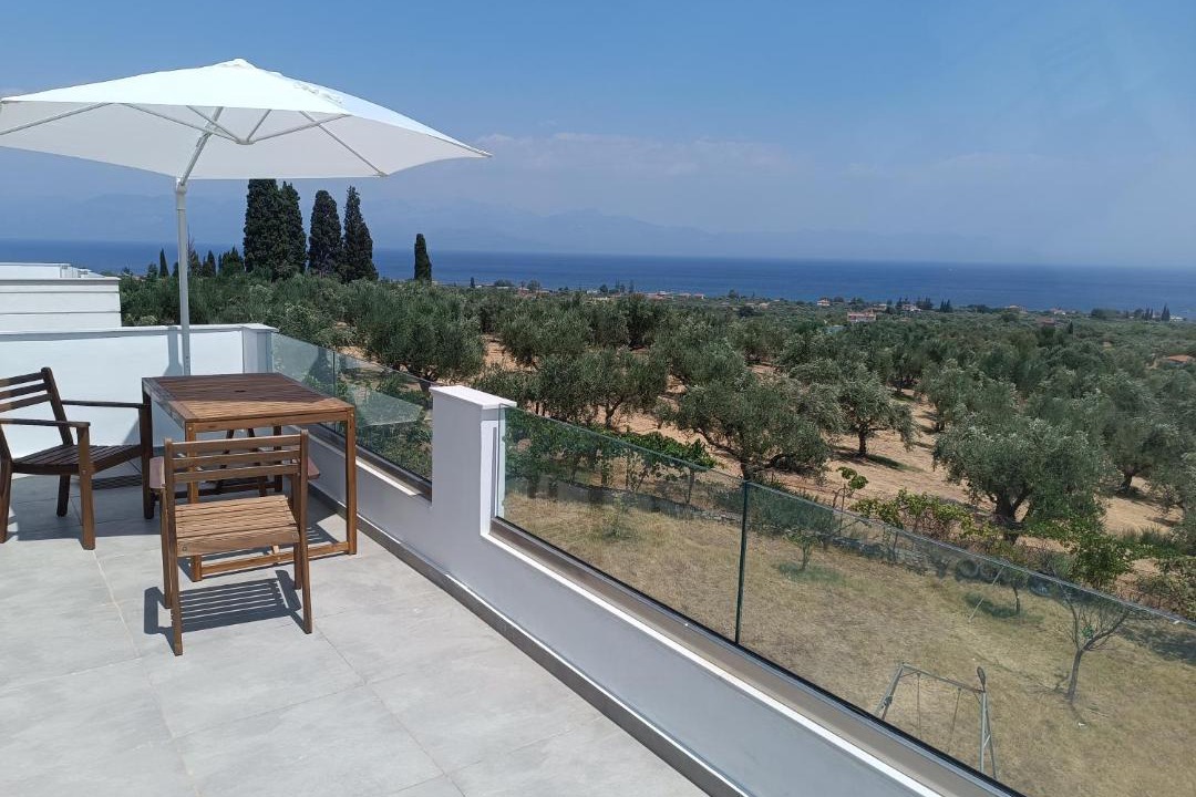 Photo of Patio Balcony in Neratzia