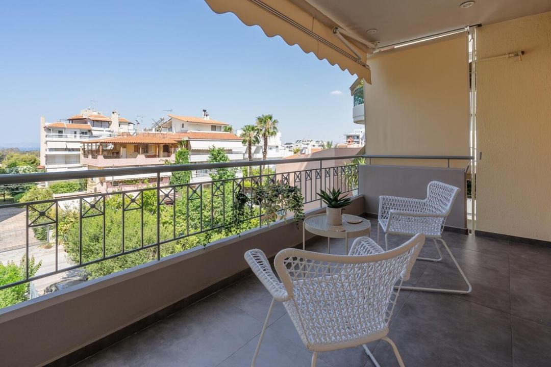 Photo of Patio Balcony in Elliniko-Argyroupoli