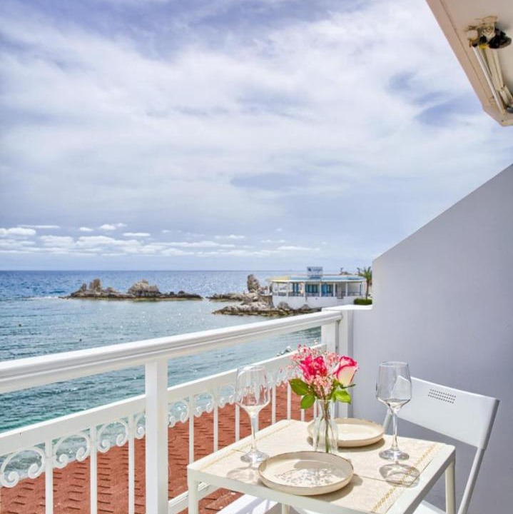 Photo of Patio Balcony in Haraki