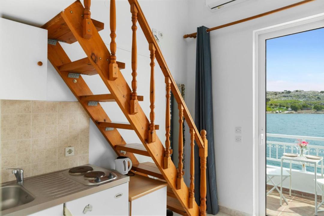Photo of Patio Balcony in Haraki