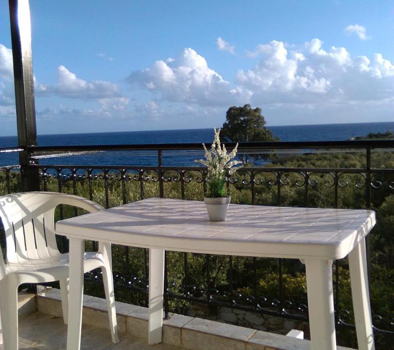 Photo of Patio Balcony in Lefktron