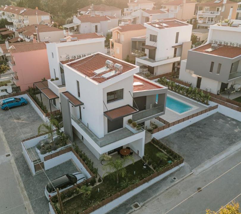 Photo of Buildings in Nea Iraklitsa