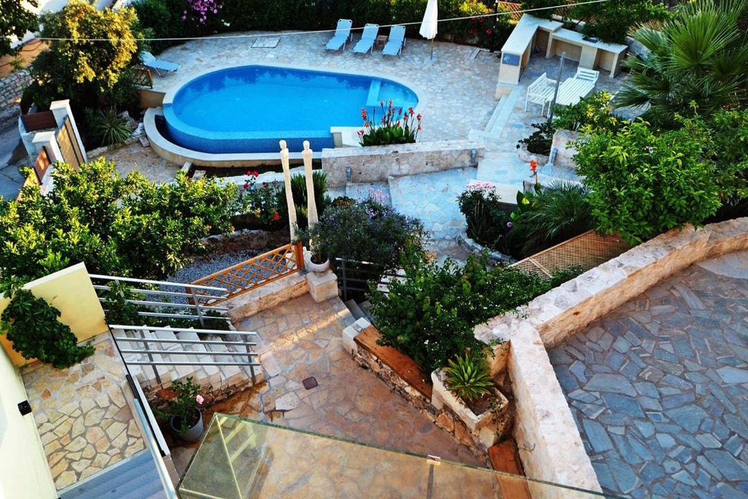Photo of Patio Balcony in Drapanos