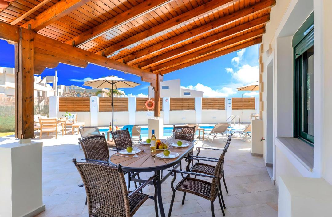 Photo of Patio Balcony in Paralia Kourna