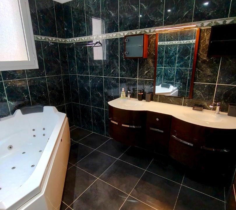 Photo of Bathroom in Perama