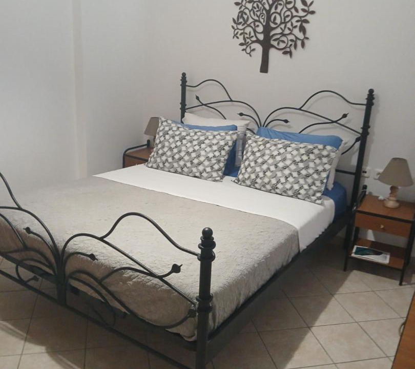 Photo of Bedroom in Adamas