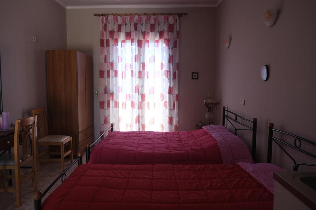 Photo of Bedroom in Avgonyma