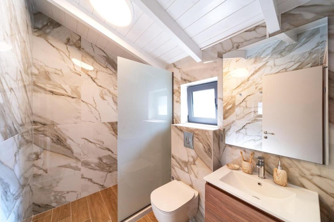 Photo of Bathroom in Ialyssos