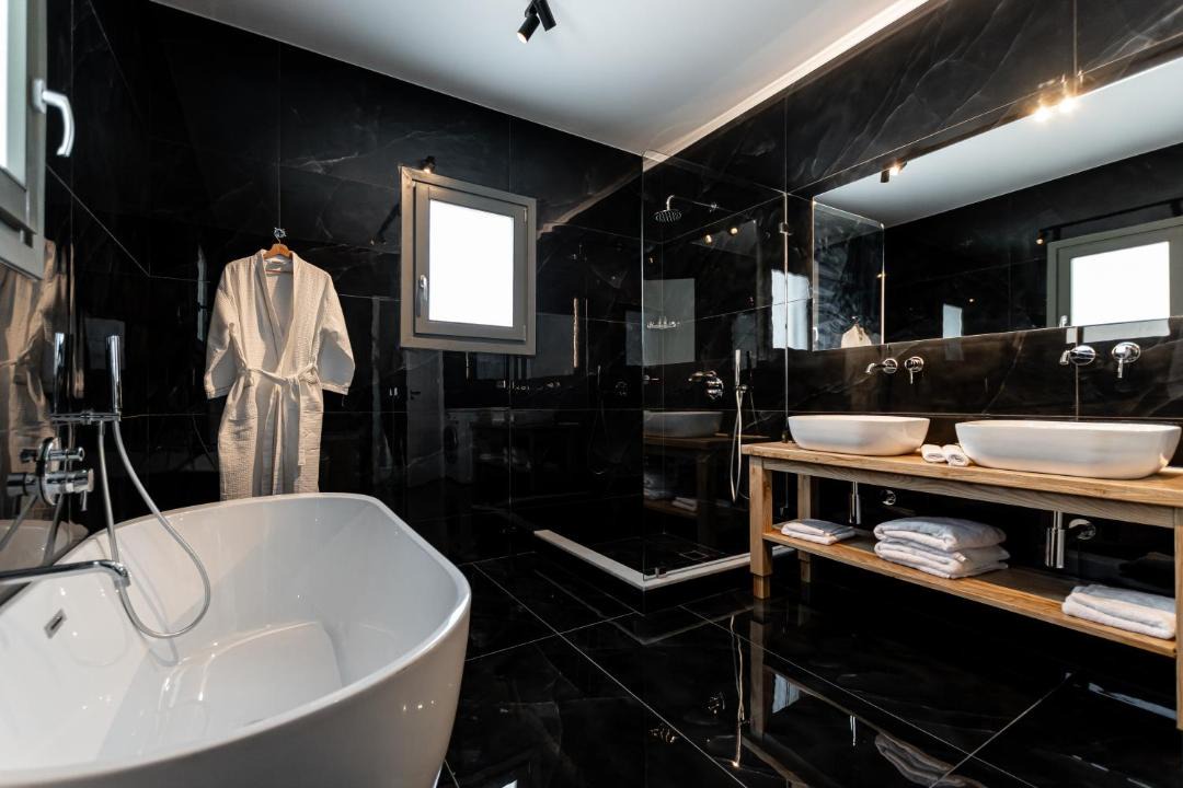 Photo of Bathroom in Naxos