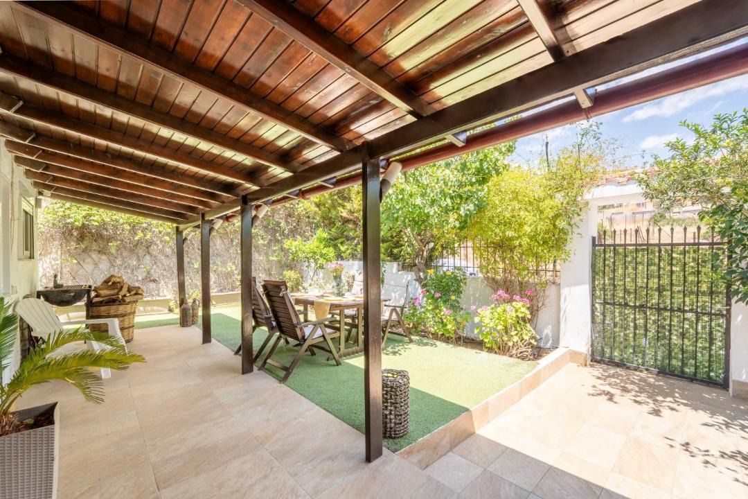 Photo of Patio Balcony in Kropia