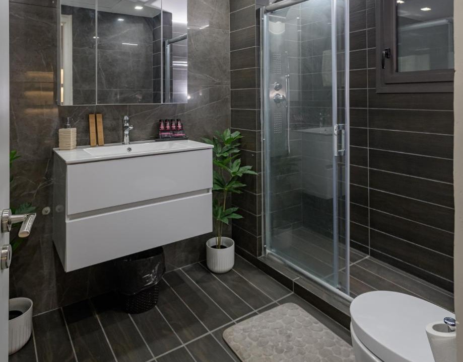 Photo of Bathroom in Omonia