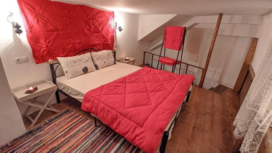 Photo of Bedroom in Mochos