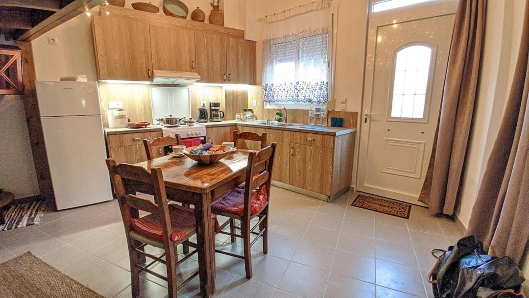 Photo of Kitchen in Mochos